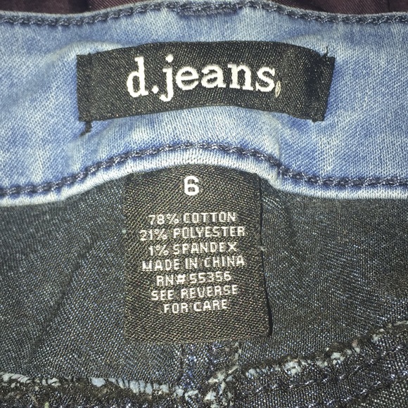Size 6 d.jeans - Picture 2 of 4
